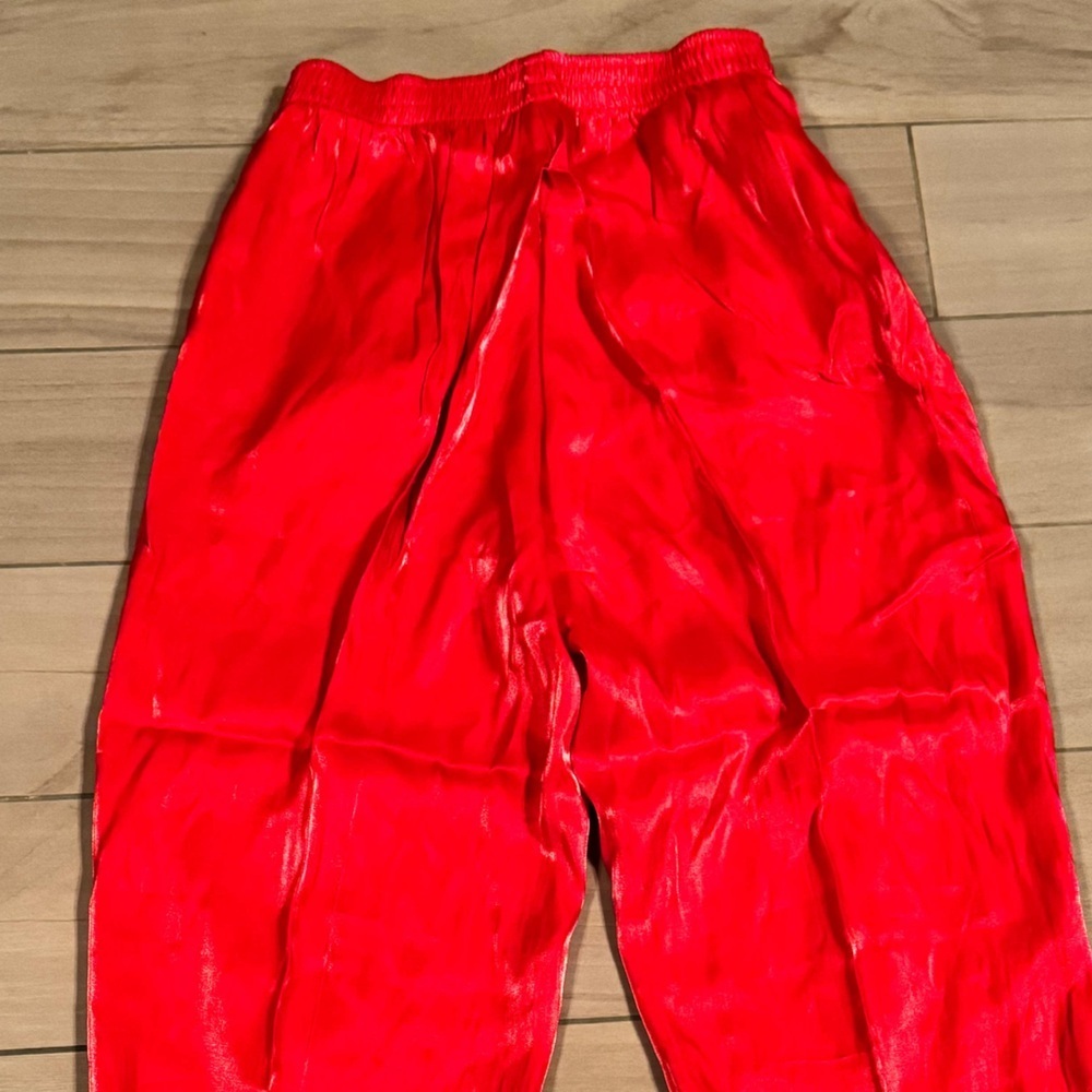 Maggie sweet Vibrant Red Pants medium petite - Picture 4 of 4